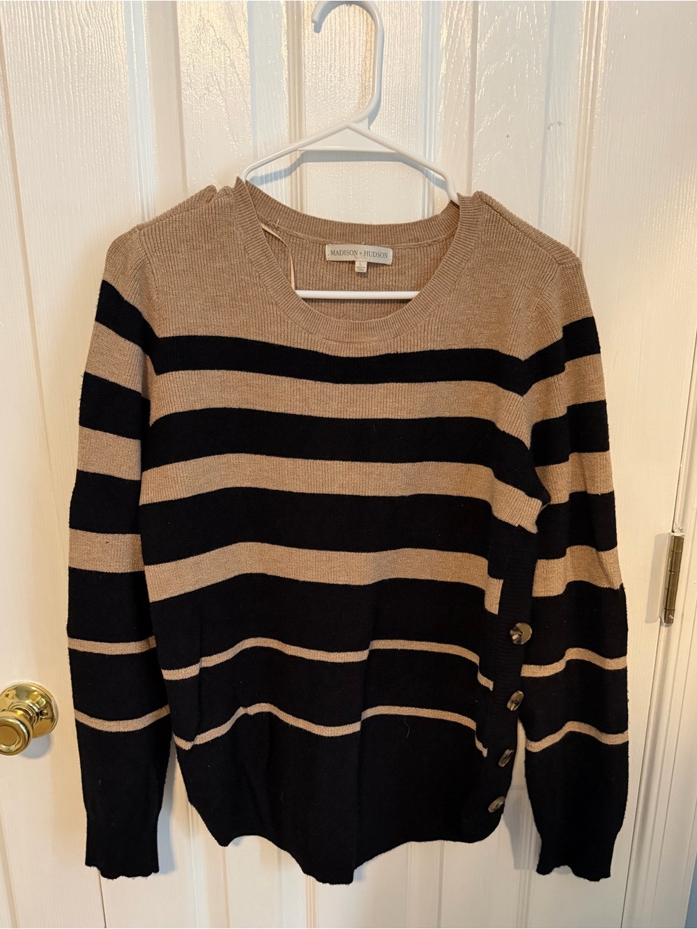 Madison & Hudson Women's Large Striped Rayon Long‎ Sleeve Sweater